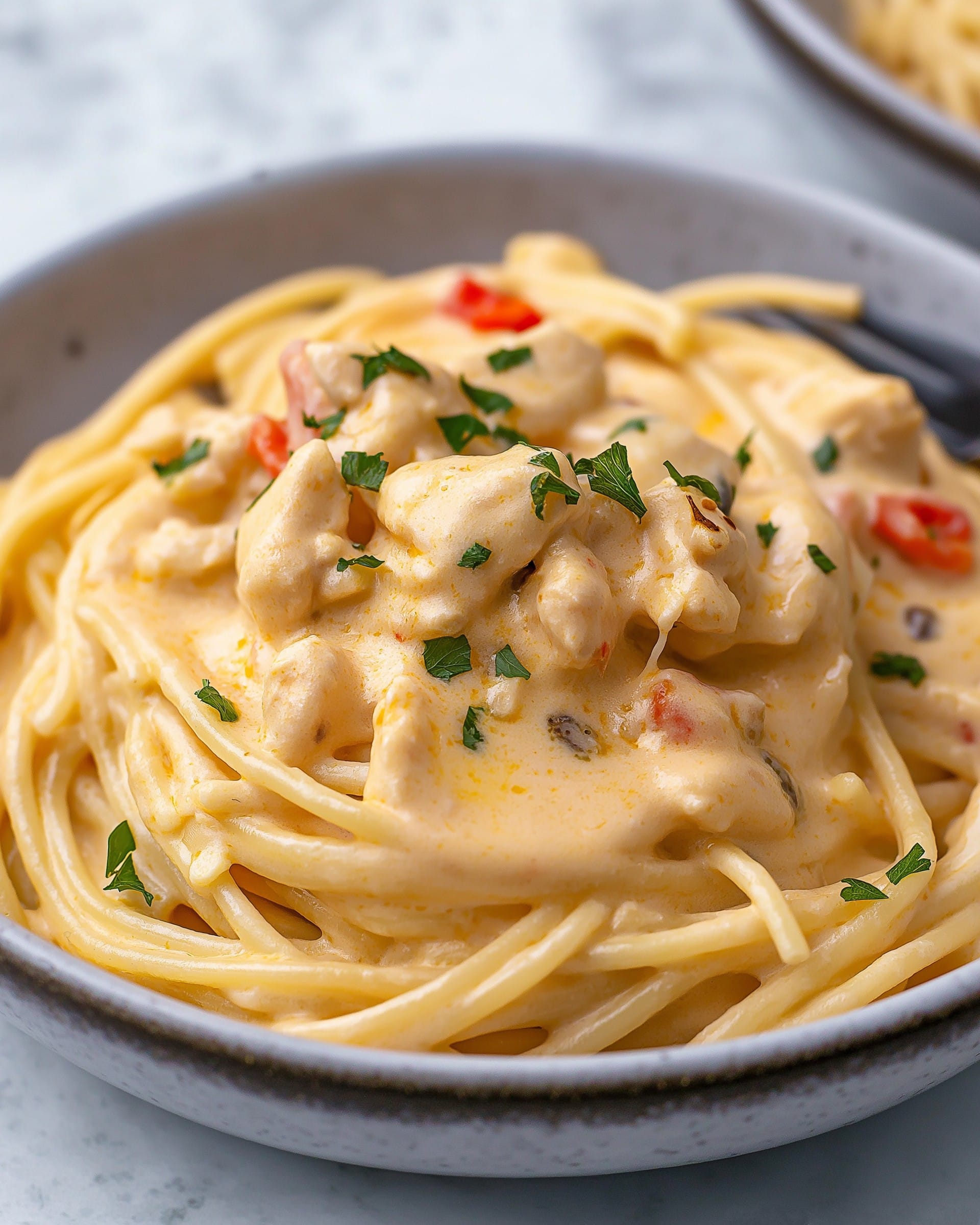 Crock Pot Cheesy Chicken Spaghetti