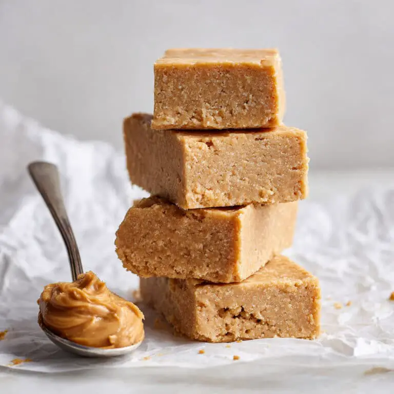Homemade Peanut Butter Protein Bars Recipe