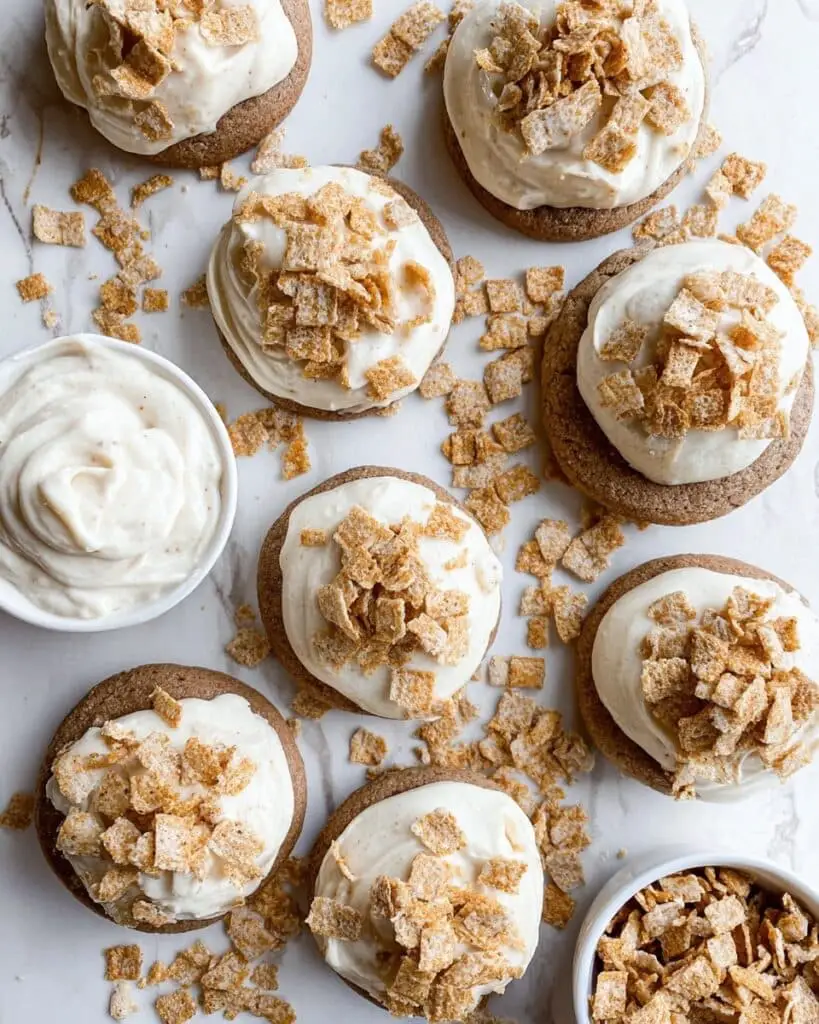 Cinnamon Toast Crunch Cookies with White Chocolate Chips and Cream Cheese Frosting Recipe