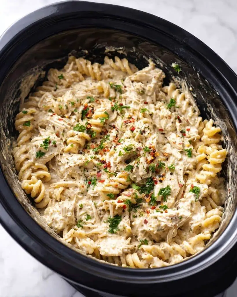 Crockpot Parmesan Garlic Chicken Pasta Recipe