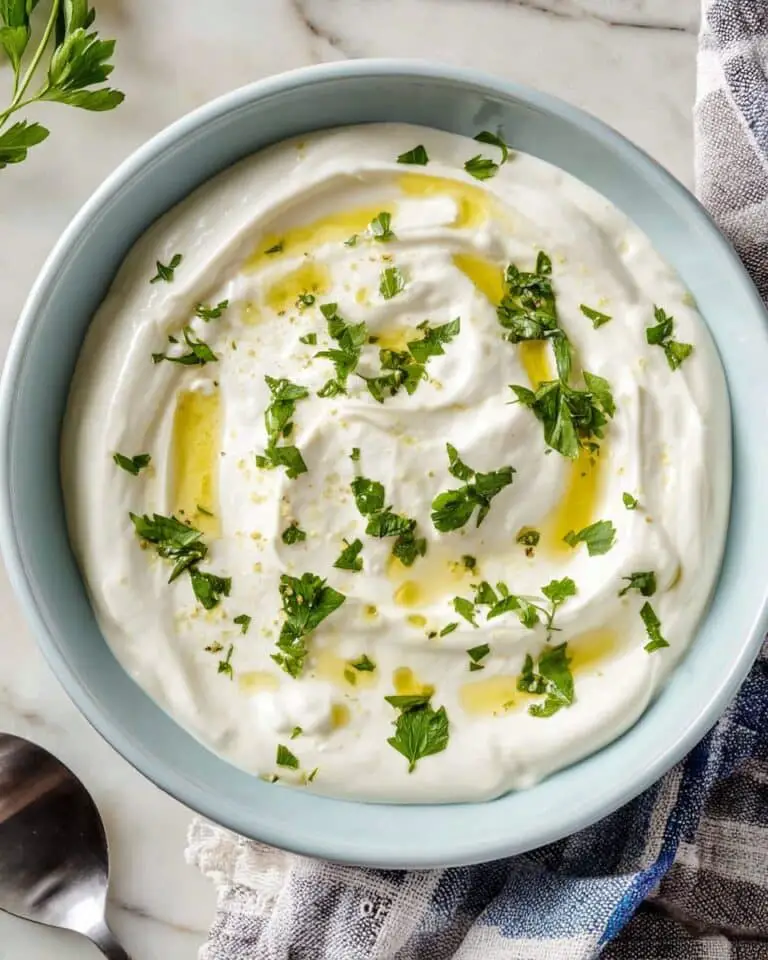 Garlic Yogurt Sauce Recipe