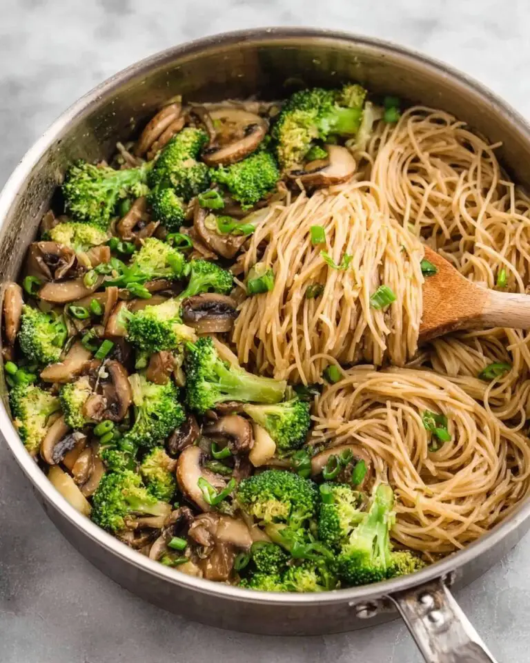 Simple Mushroom Broccoli Stir Fry Noodles Recipe