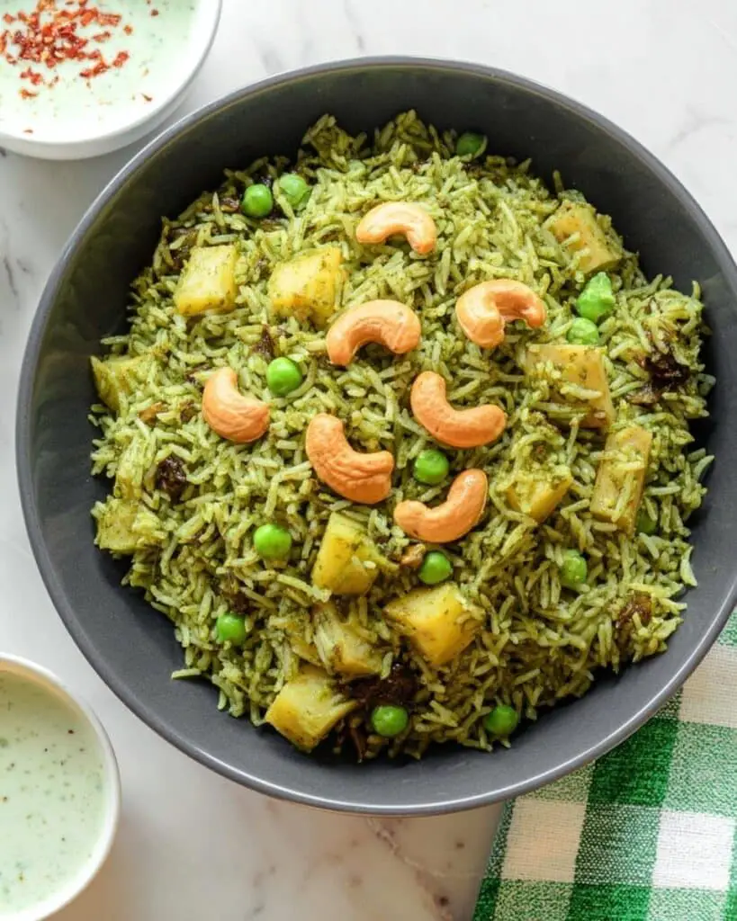 Palak Rice (Spinach Rice): A Quick and Flavorful One-Pot Indian Meal Recipe