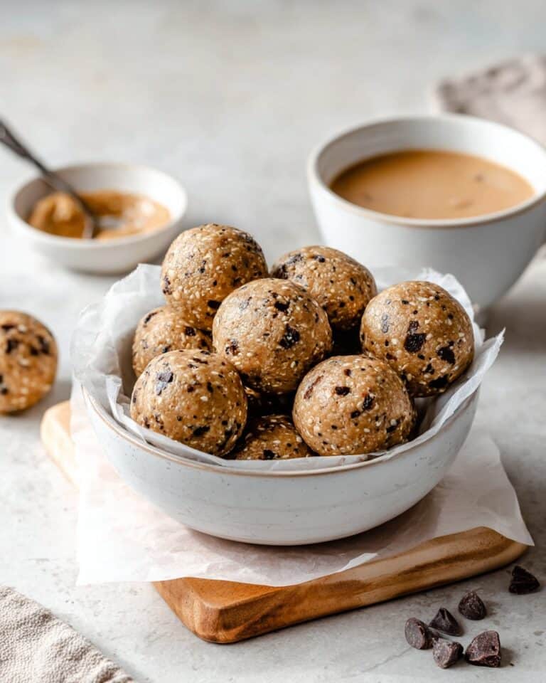 5-Minute Protein Peanut Butter Energy Bites Recipe